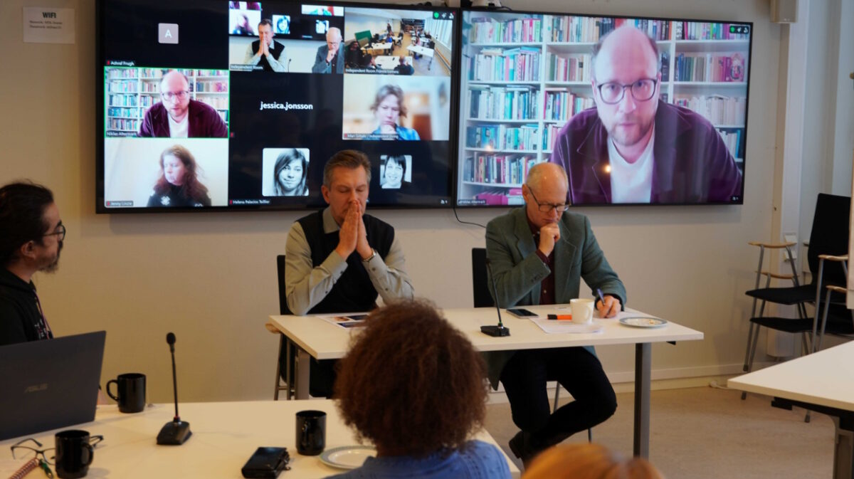 Konferensen. Bild tagen från åskådarplats.